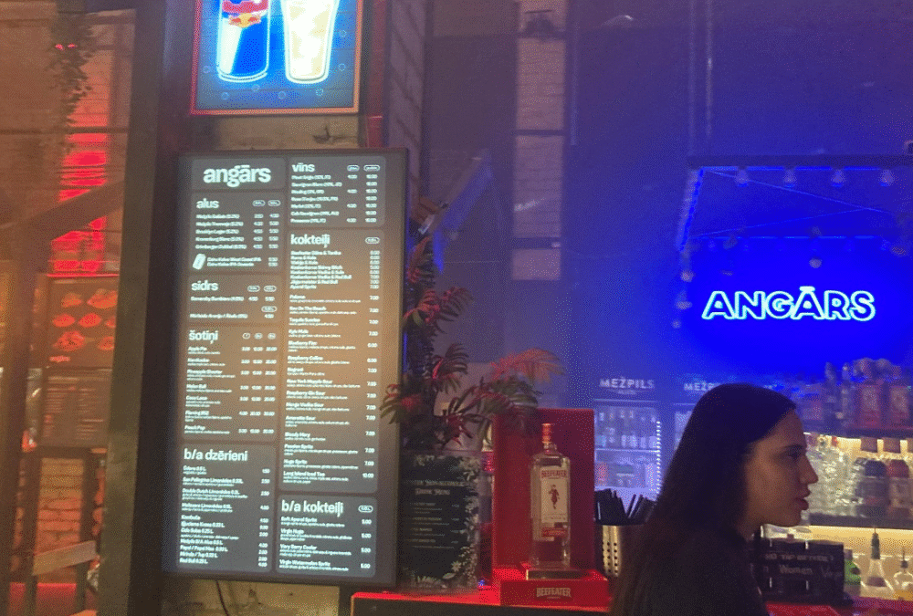 3 Screens at bar “Angārs”